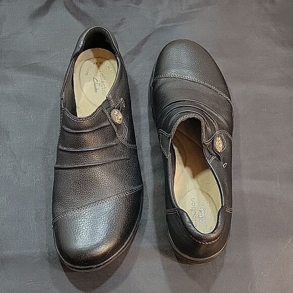 CLARKS COLLECTION WOMEN'S CHEYN INCA LOAFER - Picture 10 of 15